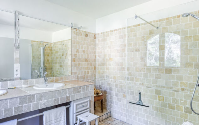 Les Baux Rouges - Photo 5